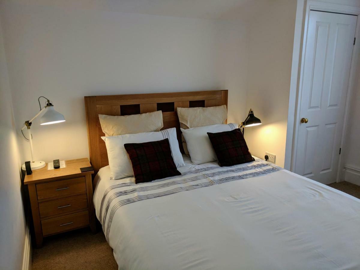 No. 23 Bed & Breakfast Wells Bagian luar foto